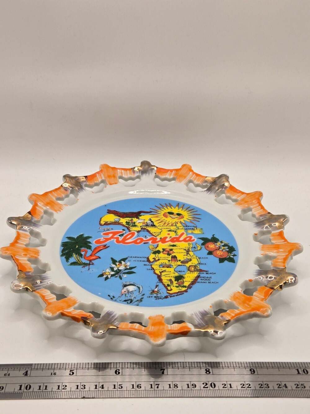 Vintage Souvenir Plate FLORIDA Yellow, Map, Oranges, Sun, Fish